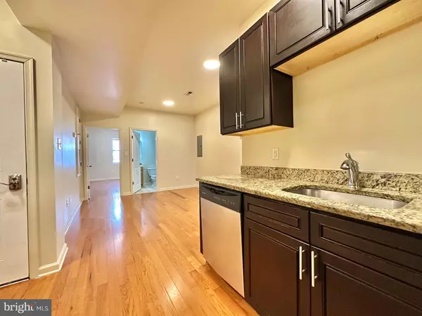 Philadelphia, PA 19133,2233 N CAMAC ST #2