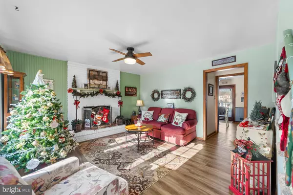 Hamilton, NJ 08610,57 UNWIN DR