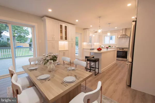 Paoli, PA 19301,21 MANOR RD