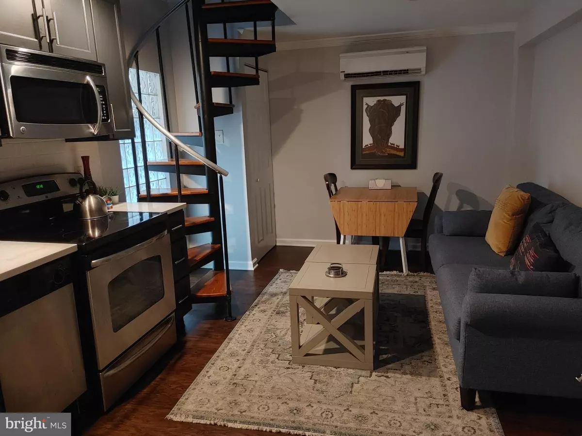 Philadelphia, PA 19107,335 S 12TH ST #1B