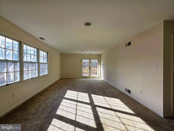 North East, MD 21901,127 MAIN ST