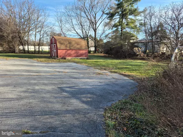 Bunker Hill, WV 25413,10167 WINCHESTER AVE