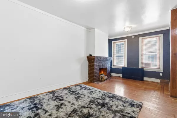 Philadelphia, PA 19140,4006 N MARSHALL ST