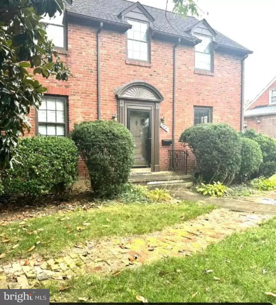 Arlington, VA 22201,2418 WASHINGTON BLVD