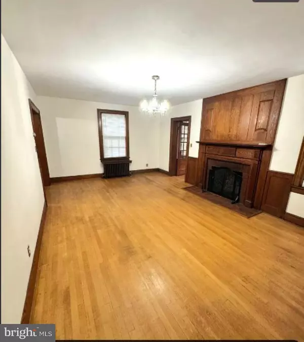 Arlington, VA 22201,2418 WASHINGTON BLVD