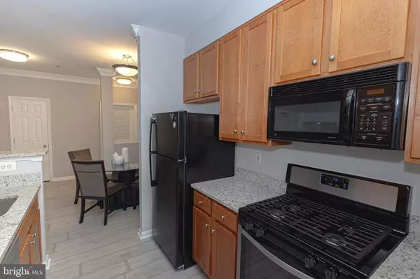 Alexandria, VA 22304,4854 EISENHOWER AVE #443