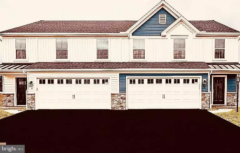 Carlisle, PA 17013,9 SHILLINGTON LANE