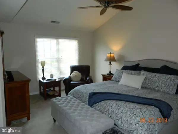 Rockville, MD 20850,1118 RESERVE CHAMPION DR