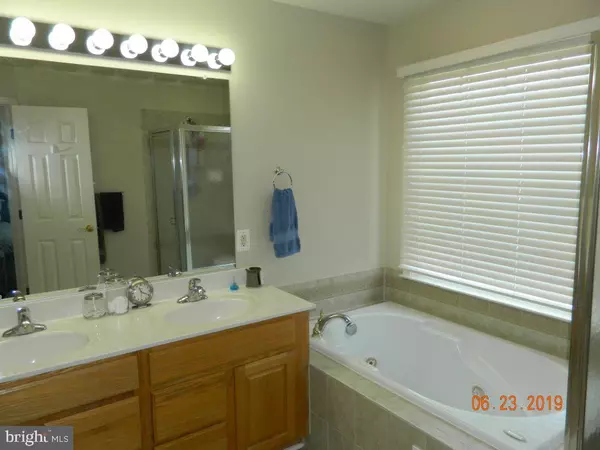 Rockville, MD 20850,1118 RESERVE CHAMPION DR