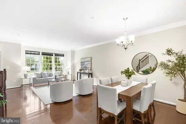 Oxon Hill, MD 20745,509 RAMPART WAY #19