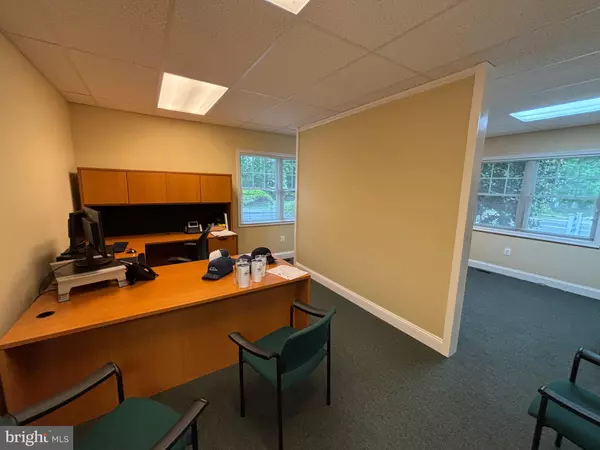 Cherry Hill, NJ 08034,306 KINGS HWY S