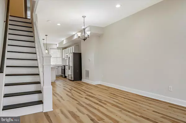 Baltimore, MD 21205,705 N MILTON AVE