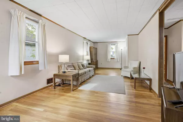 Collingdale, PA 19023,933 BEDFORD AVE