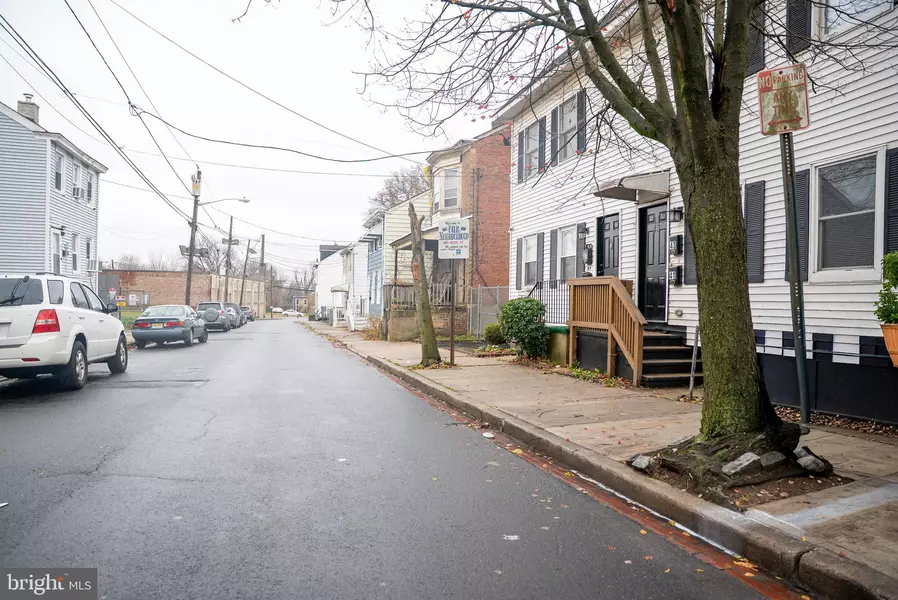 45 MIDDLE ROSE STREET #J, Trenton, NJ 08618