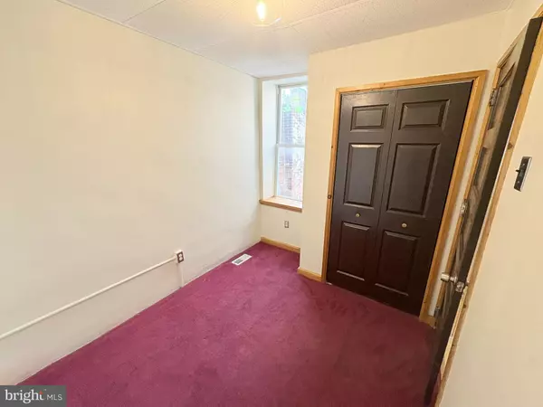 Philadelphia, PA 19134,3322 RAND ST