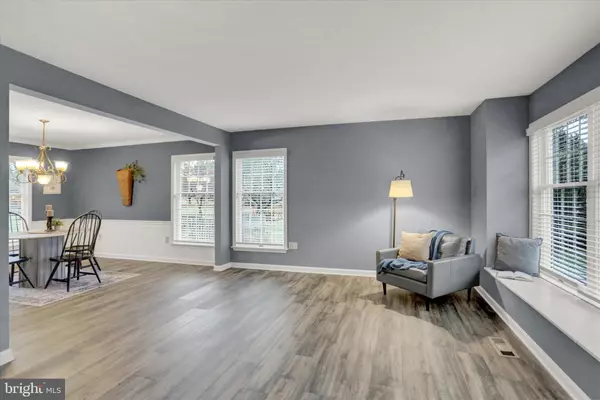 Harrisburg, PA 17112,1719 BENNINGTON DR