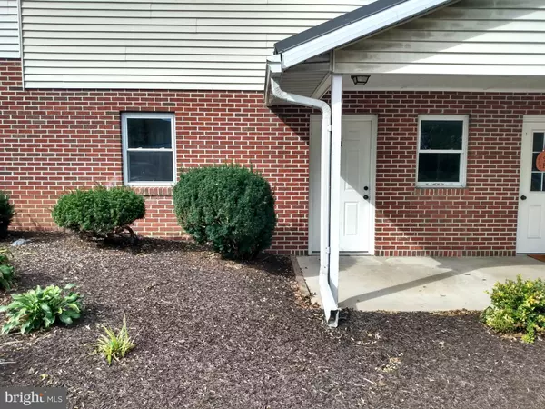 Greencastle, PA 17225,861 BUCHANAN TRL E #5