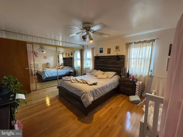 Philadelphia, PA 19116,518 PARLIN ST