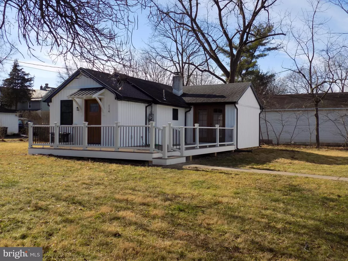 Quakertown, PA 18951,114 N PENROSE ST