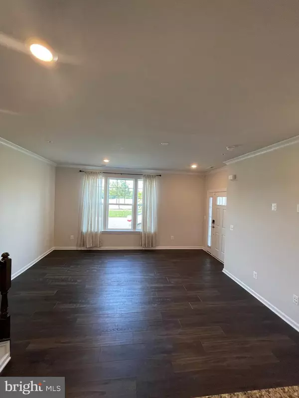 Frederick, MD 21703,4914 MACDONOUGH PL