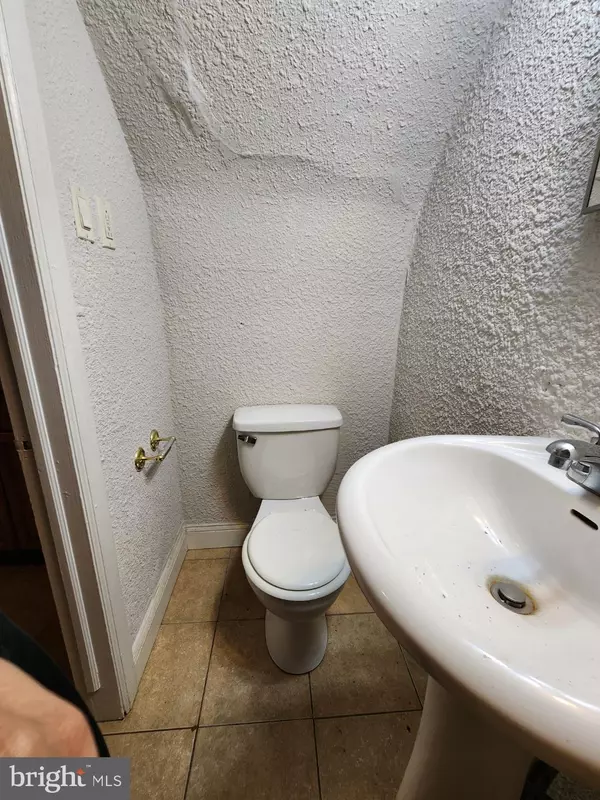 Philadelphia, PA 19143,4522 SPRINGFIELD AVE #1F