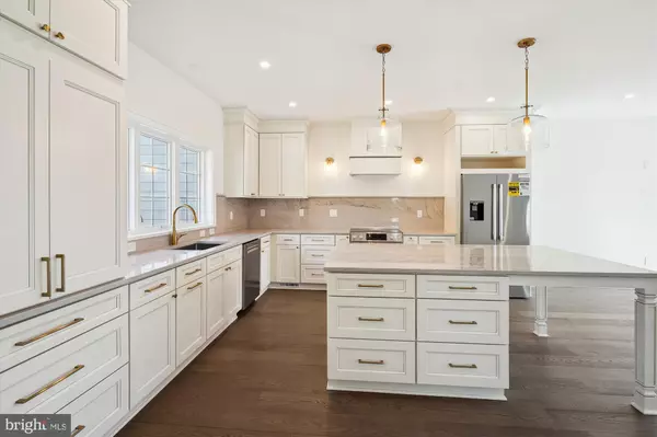 Arlington, VA 22206,5041 25TH ST S