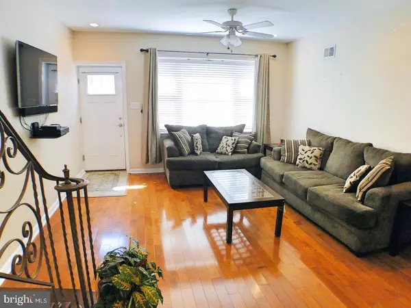 Philadelphia, PA 19145,2533 S ROSEWOOD ST