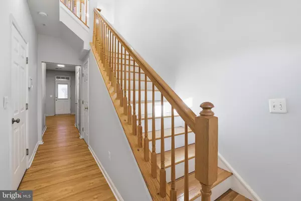 Alexandria, VA 22306,2957 HUNTINGTON GROVE SQ