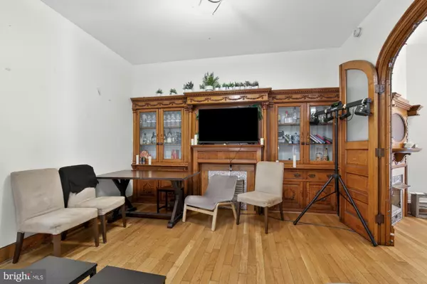 Philadelphia, PA 19104,4011 PINE ST