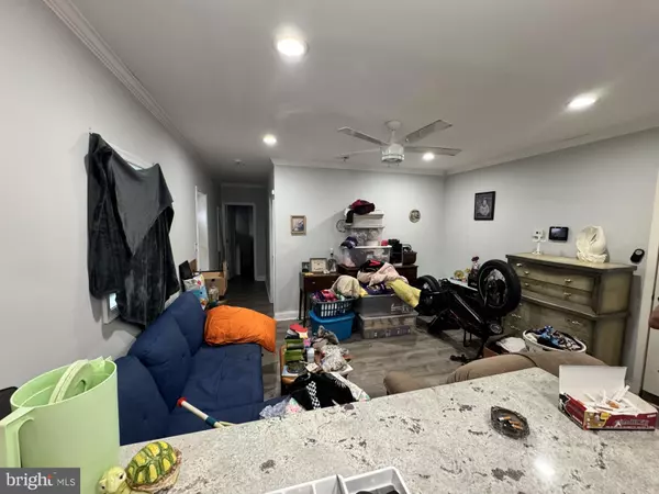 Essex, MD 21221,201 MACE AVE