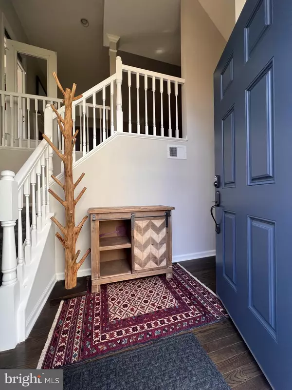 Sterling, VA 20165,20709 RIPTIDE SQ