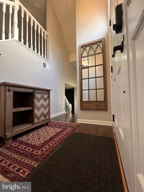 Sterling, VA 20165,20709 RIPTIDE SQ