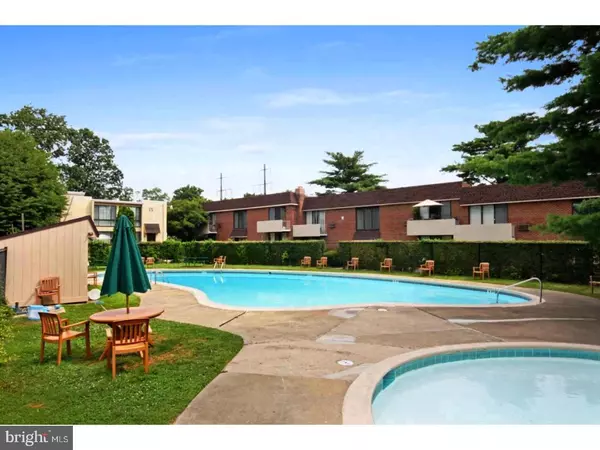 Glenolden, PA 19036,100 E GLENOLDEN AVE #R9