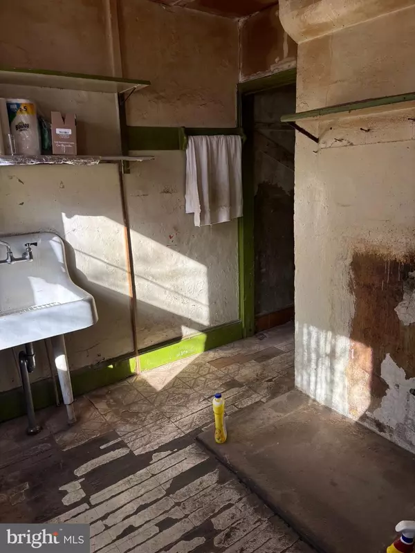 Philadelphia, PA 19147,904-906 GREENWICH ST