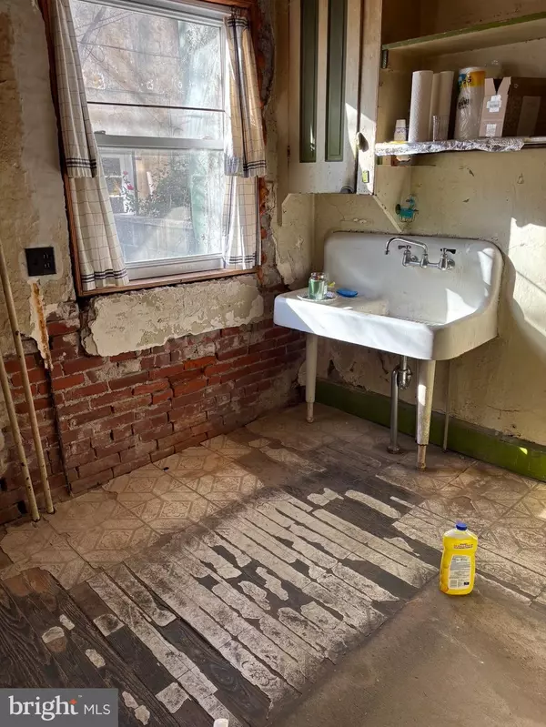 Philadelphia, PA 19147,904-906 GREENWICH ST