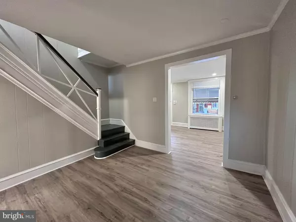 Philadelphia, PA 19131,934 N FALLON ST