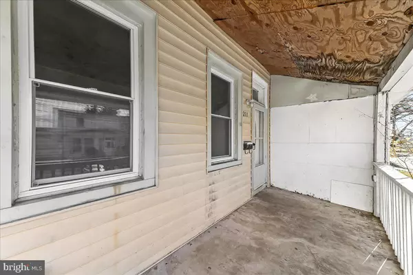 Sharon Hill, PA 19079,211 RIDLEY AVE