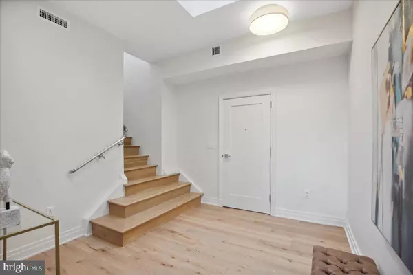 Washington, DC 20001,923 V ST NW #601