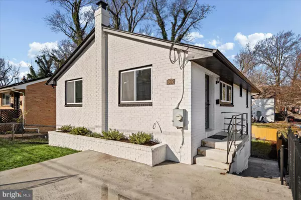 Capitol Heights, MD 20743,605 ELFIN AVE