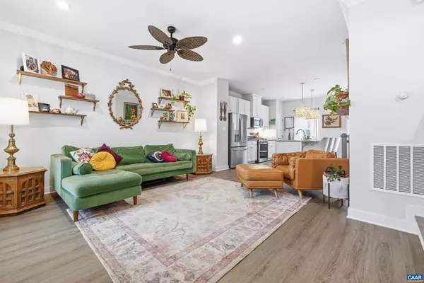 Charlottesville, VA 22911,1946 LOIS LN