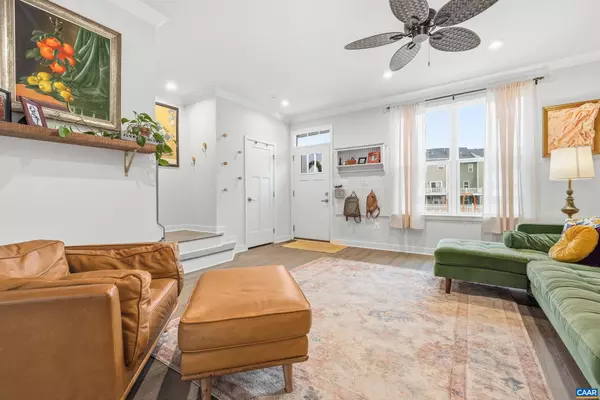 Charlottesville, VA 22911,1946 LOIS LN