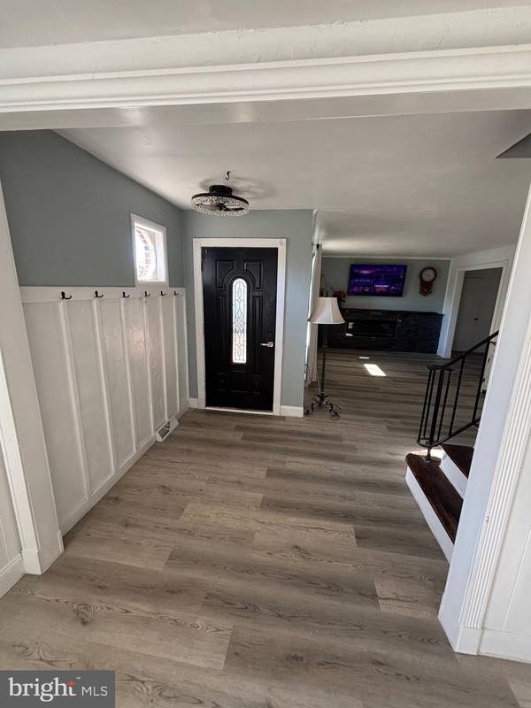 Blackwood, NJ 08012,40 WOODLANE DR