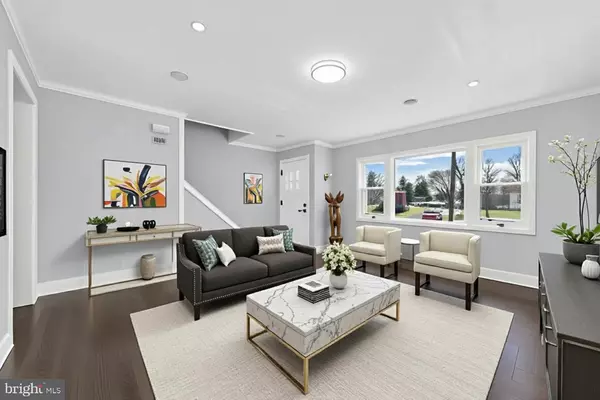 Ewing, NJ 08618,17 RANCHWOOD DR