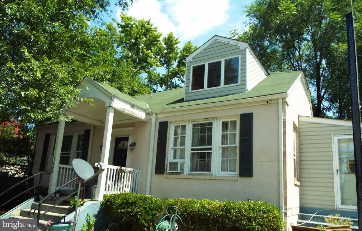 Front Royal, VA 22630,360 CLOUD ST