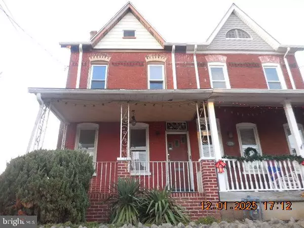 1224 E 11TH ST, Crum Lynne, PA 19022