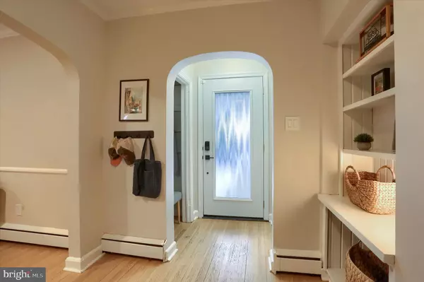 Camp Hill, PA 17011,107 N 20TH ST