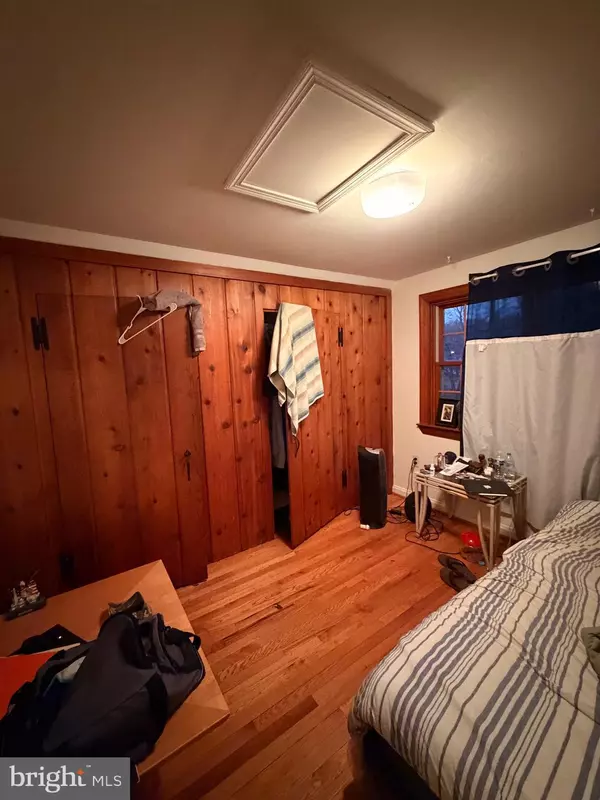 Hyattsville, MD 20783,10500 DEAKINS HALL DR