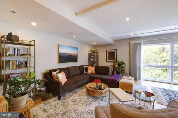 Washington, DC 20010,1514 NEWTON ST NW #301