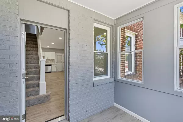 Baltimore, MD 21225,809 PONTIAC AVE