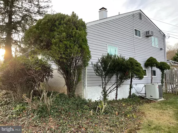 Huntingdon Valley, PA 19006,2400 EDGE HILL RD